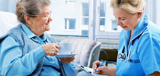 Уход за пожилыми с деменцией в пансионатах