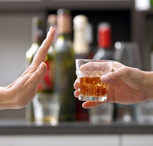 Вывод из запоя: профессиональная помощь