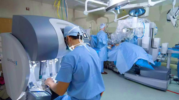 Робот-ассистированная резекция и полное удаление желудка