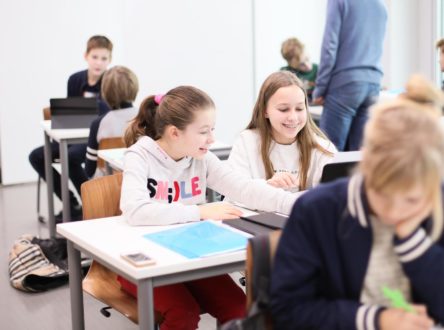 Удобство выбора школы на платформе SchoolHub