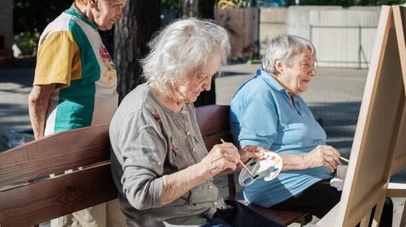 Як вибрати відповідний пансіонат для людей похилого віку