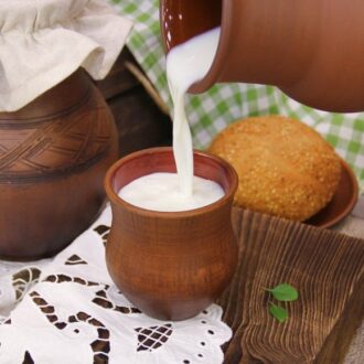 Неизменная ценность коровьего молока: раскрытие его многогранных преимуществ