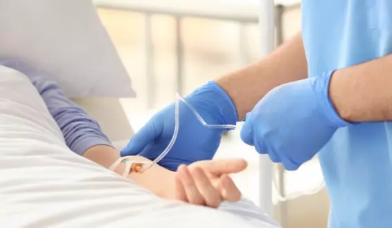 Важность капельницы от похмелья: быстрый способ восстановления